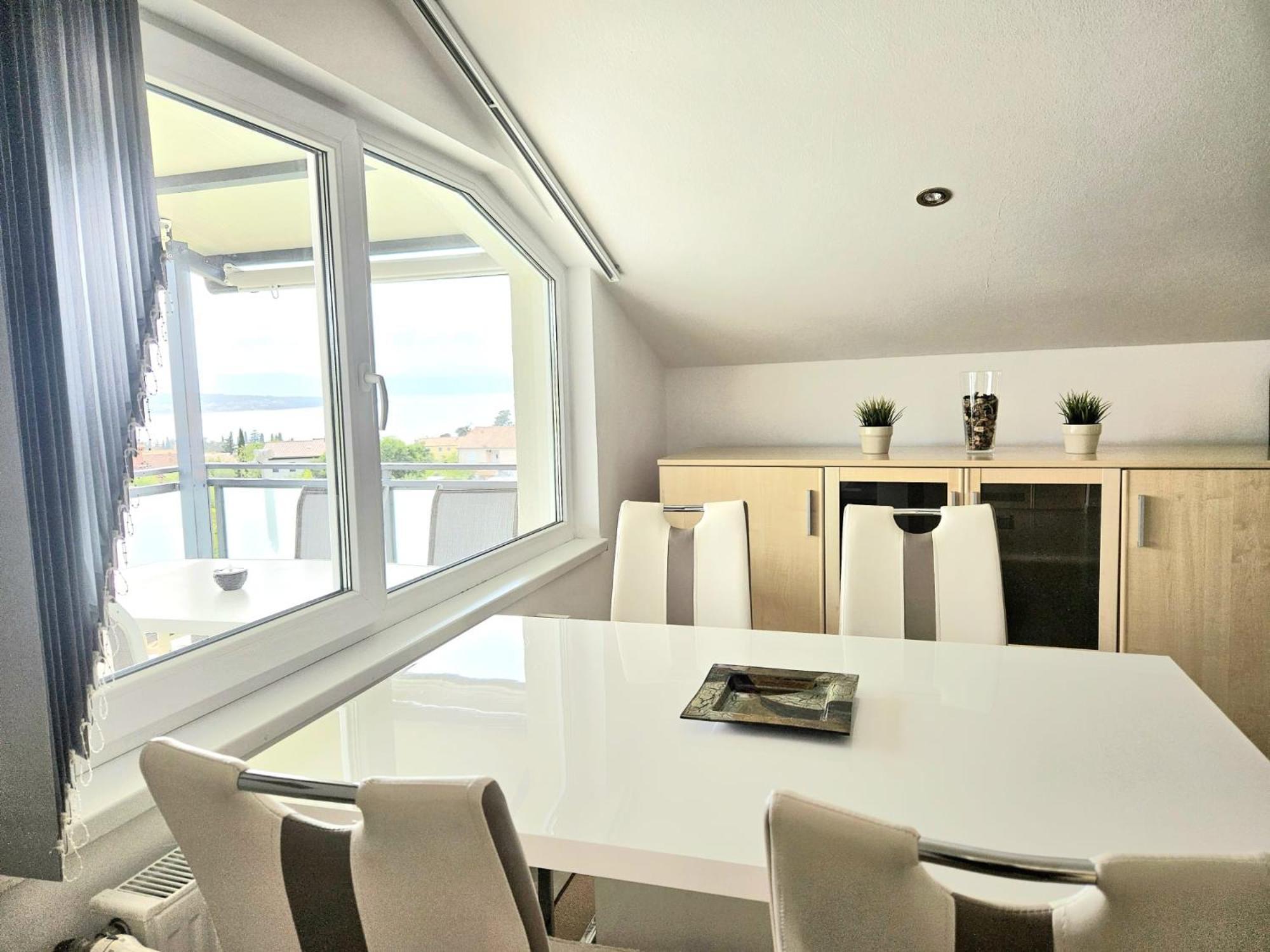 Lovely Sea View House 2 In Malinska Island Krk ภายนอก รูปภาพ