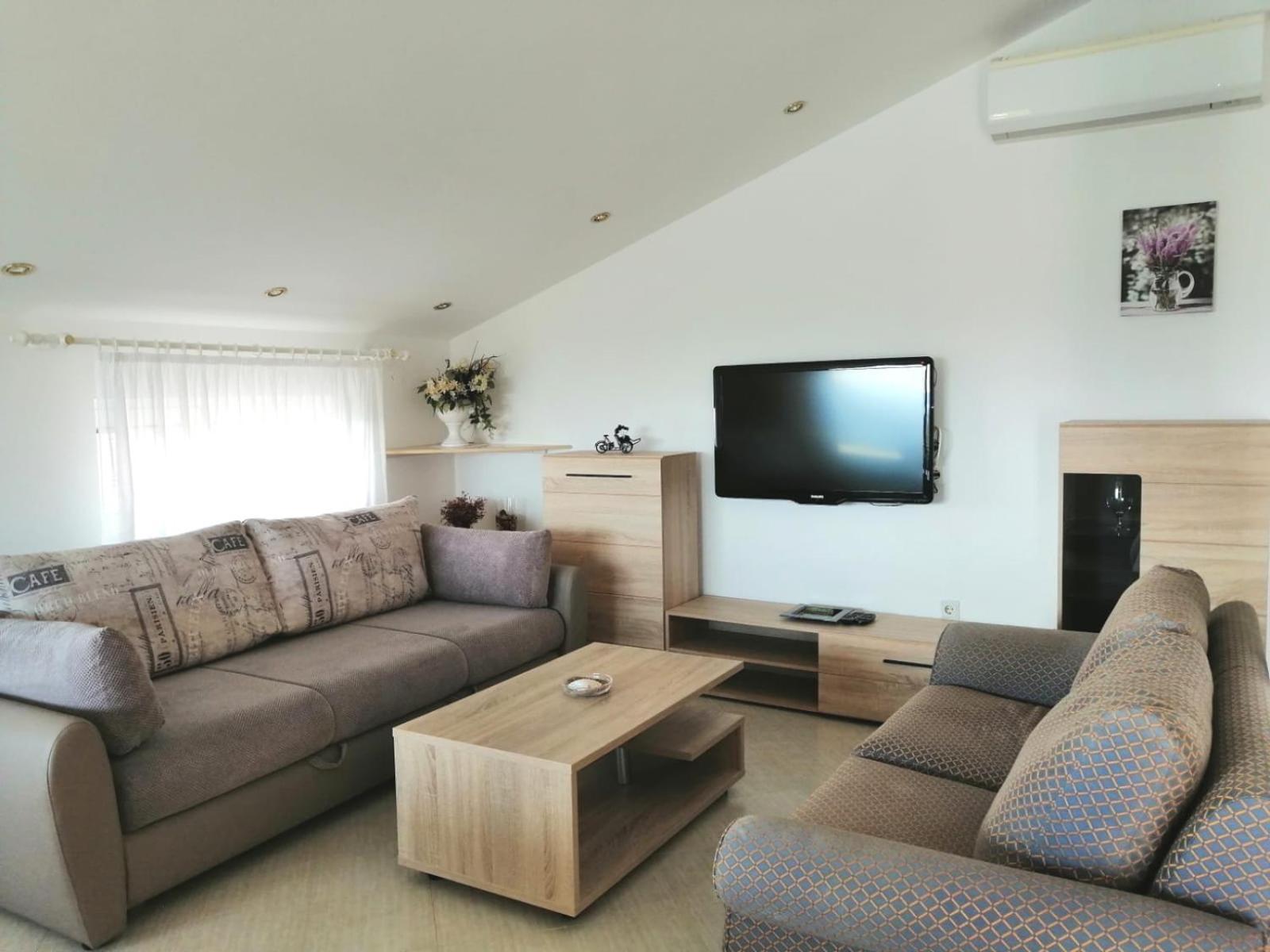 Lovely Sea View House 2 In Malinska Island Krk ภายนอก รูปภาพ