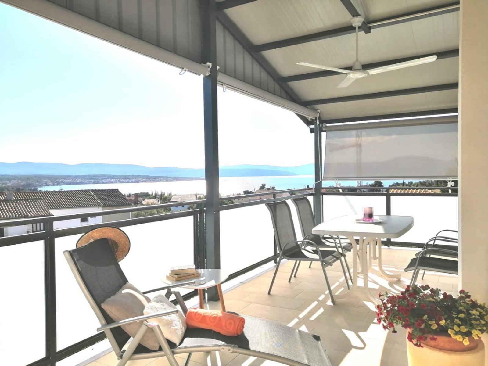 Lovely Sea View House 2 In Malinska Island Krk ภายนอก รูปภาพ